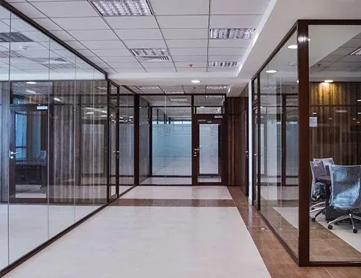 GLAZED & SOLID OFFICE PARTITIONS